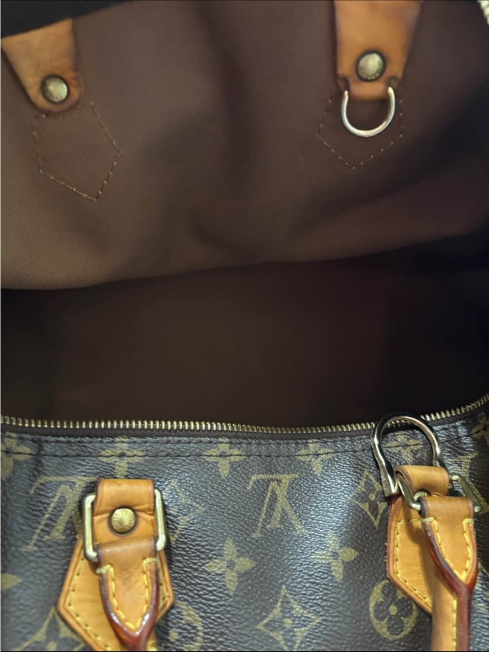 Louis Vuitton Monogram Speedy 40 - Picture 8 of 10